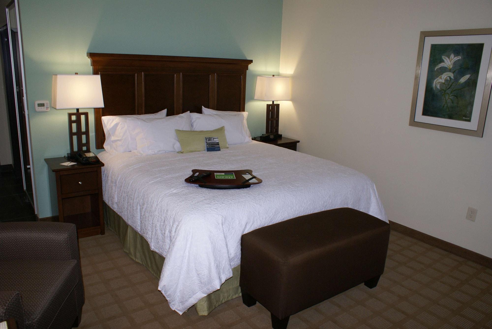 Hampton Inn & Suites Center Eksteriør billede